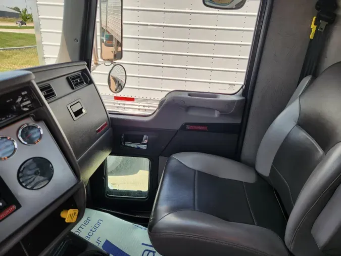 2019 Kenworth T270