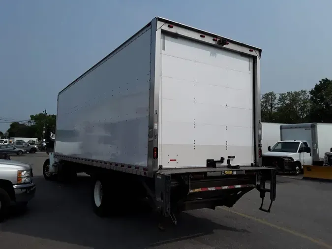 2020 FREIGHTLINER M2 106