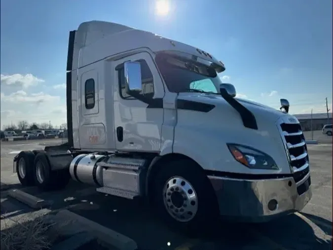 2020 FREIGHTLINER/MERCEDES NEW CASCADIA 116