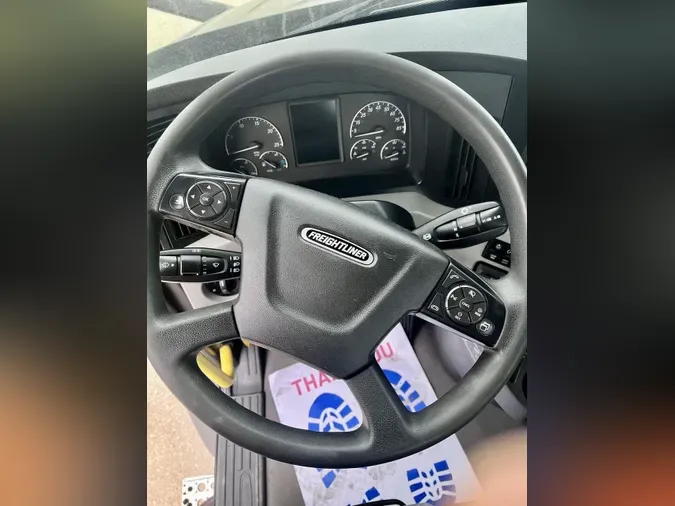 2021 FREIGHTLINER CASCADIA 116