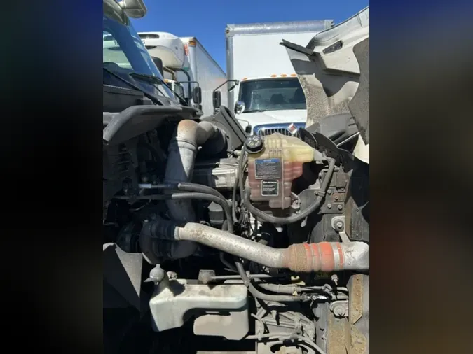 2019 NAVISTAR INTERNATIONAL RH613 DAYCAB S/A