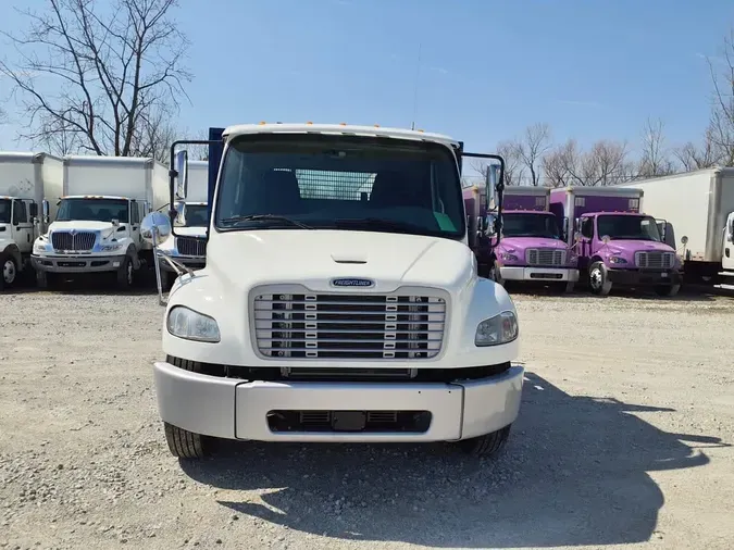 2018 FREIGHTLINER/MERCEDES M2 106