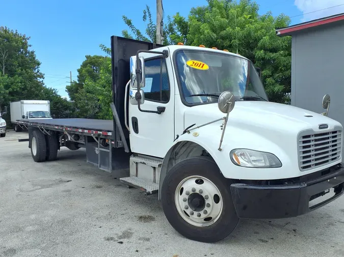 2017 FREIGHTLINER/MERCEDES M2 106