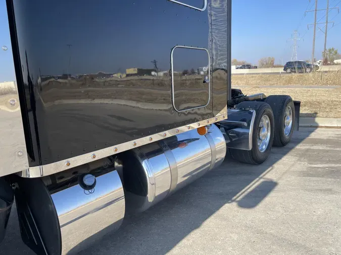 2022 Peterbilt 389153dc98e4e798ef101872085a6ba0858