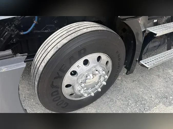 2020 FREIGHTLINER CA126