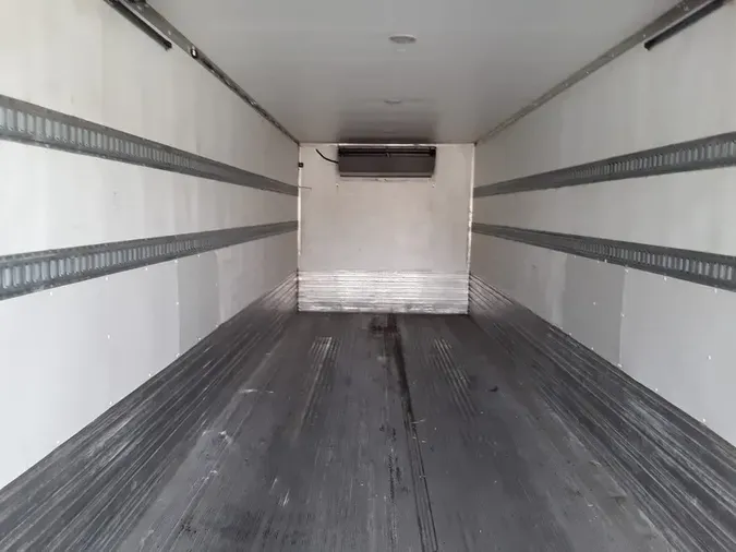 2019 FREIGHTLINER/MERCEDES M2 106