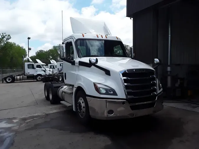 2019 FREIGHTLINER/MERCEDES NEW CASCADIA PX12664