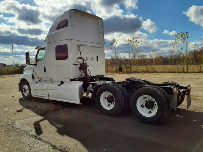 2019 NAVISTAR INTERNATIONAL LT625 SLPR CAB