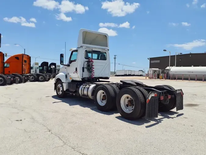 2019 NAVISTAR INTERNATIONAL LT625 DAYCAB T/A