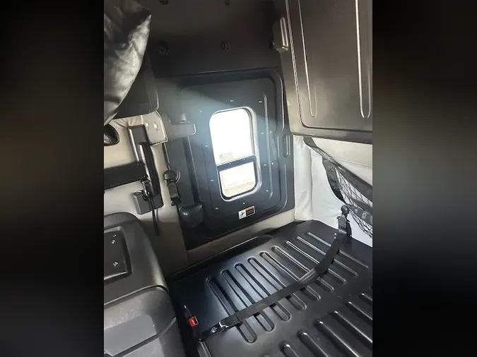 2021 FREIGHTLINER Cascadia 126