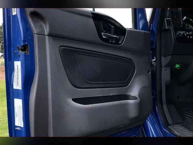 2022 INT LT625 6x4