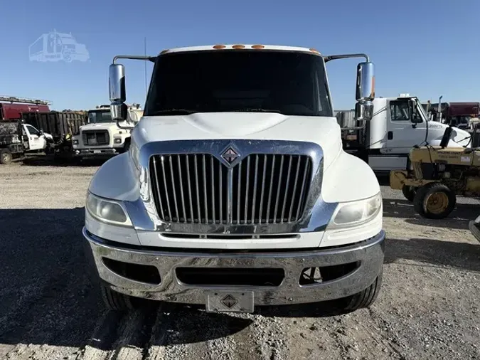 2006 INTERNATIONAL DURASTAR 4400