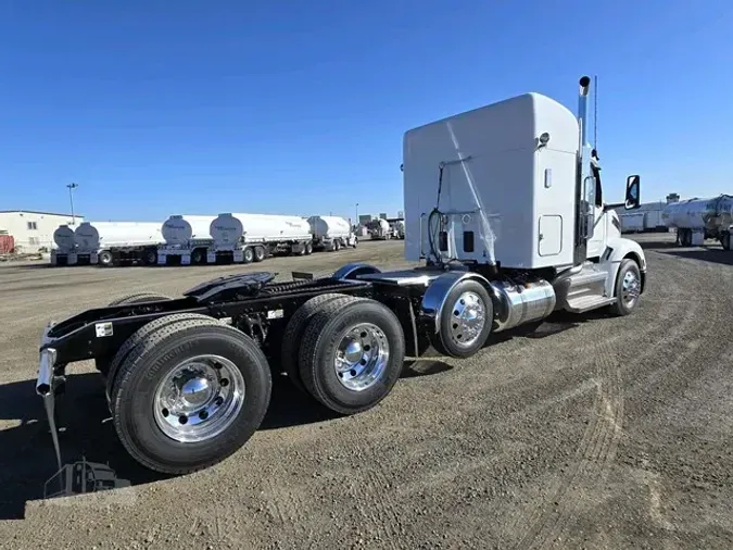 2025 PETERBILT 579