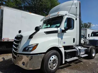 2019 FREIGHTLINER NEW CASCADIA 126