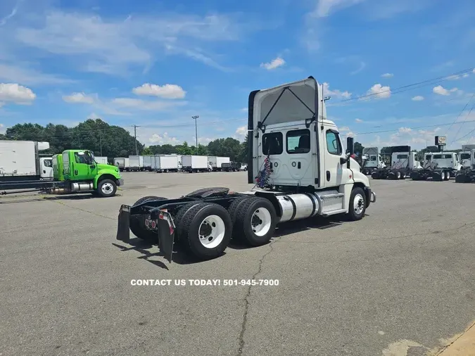 2019 FREIGHTLINER CASCADIA 125