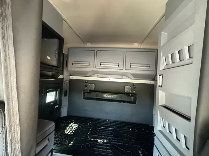 2021 Mack ANTHEM 64T