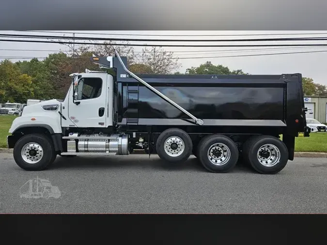 2026 FREIGHTLINER 114SD PLUS