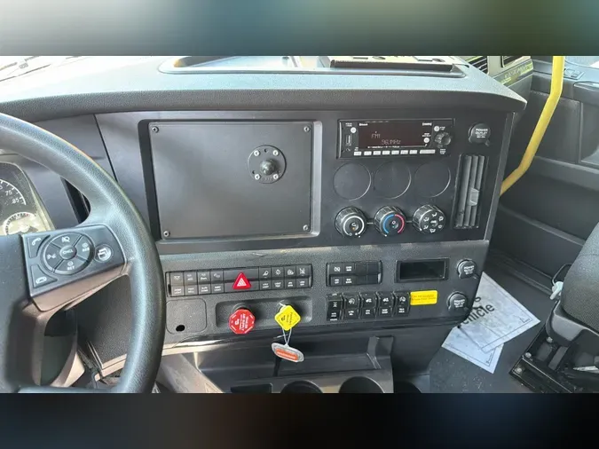 2025 Freightliner Cascadia 1261562bb19f53fea24ddf1f074c1dae1e4