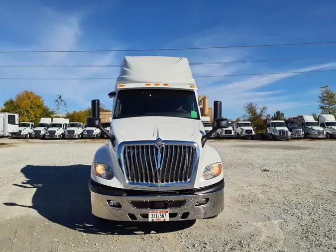 2020 NAVISTAR INTERNATIONAL LT625 SLPR CAB