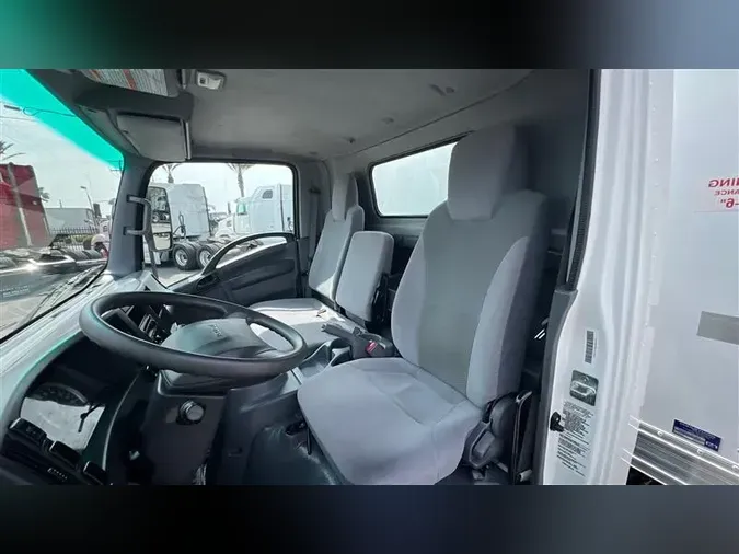 2021 ISUZU NPR-XD
