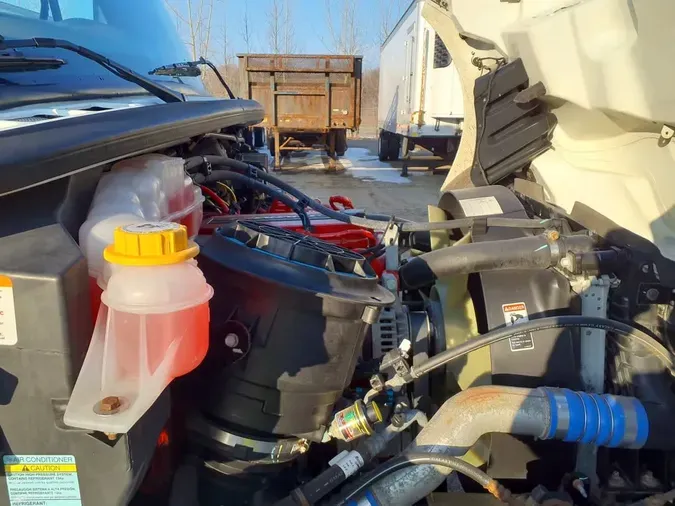 2020 FREIGHTLINER/MERCEDES M2 106