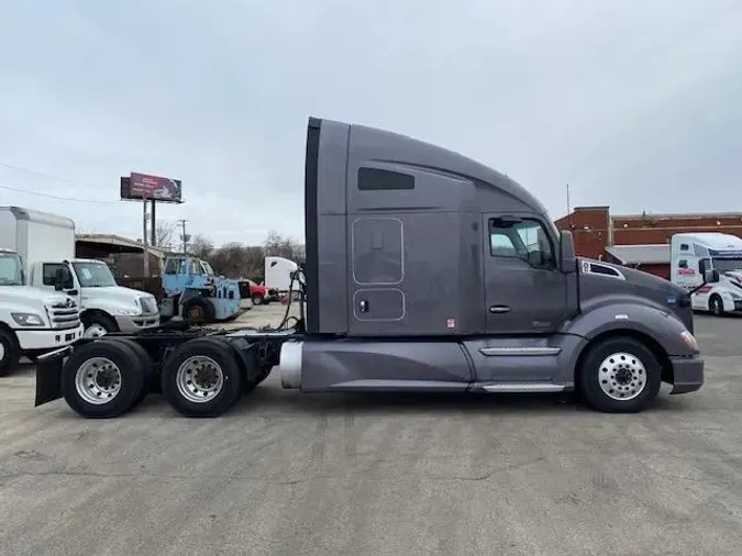 2022 Kenworth T680