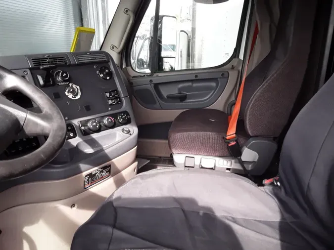 2019 FREIGHTLINER/MERCEDES CASCADIA 125