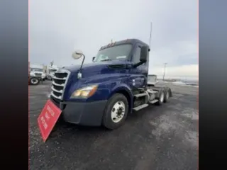 2020 FREIGHTLINER/MERCEDES NEW CASCADIA PX12664