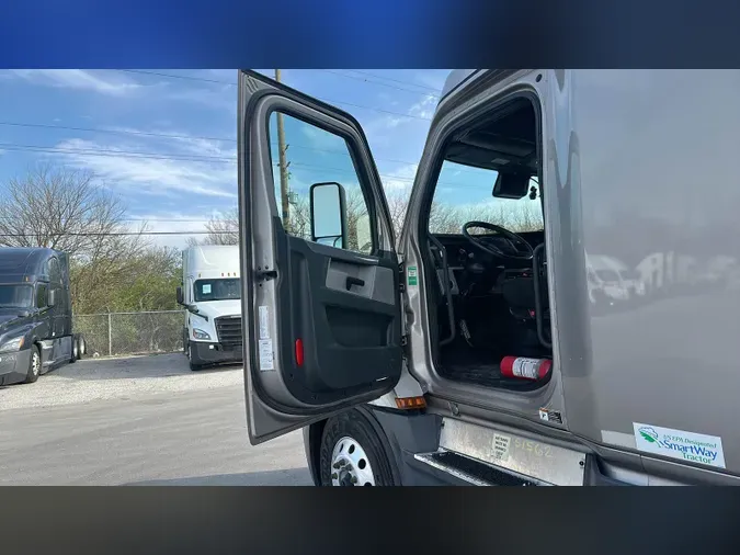 2021 Freightliner Cascadia