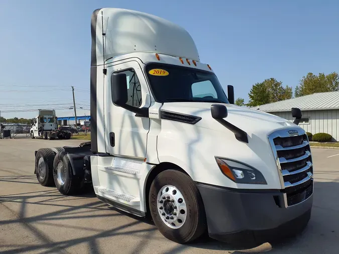 2019 FREIGHTLINER/MERCEDES NEW CASCADIA PX12664