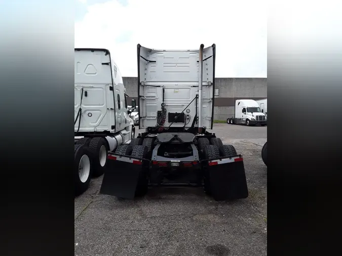 2020 VOLVO VNL64T-760
