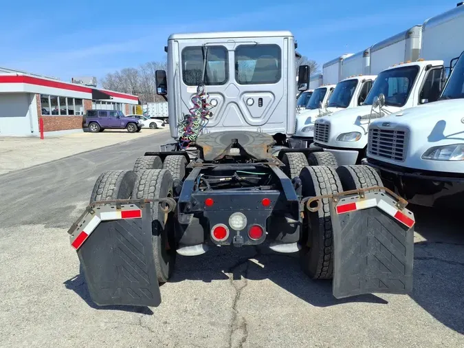 2020 FREIGHTLINER/MERCEDES CASCADIA 125
