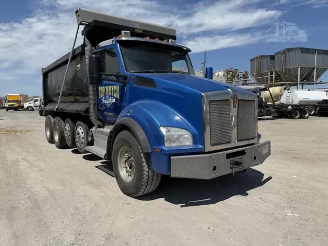 2016 KENWORTH T880