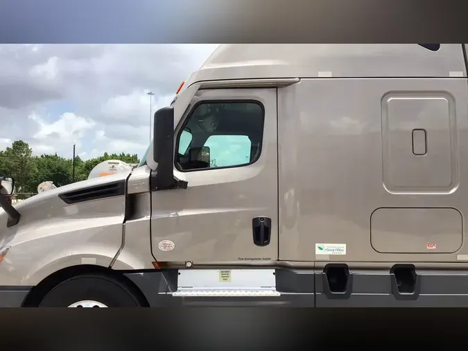 2023 Freightliner Cascadia