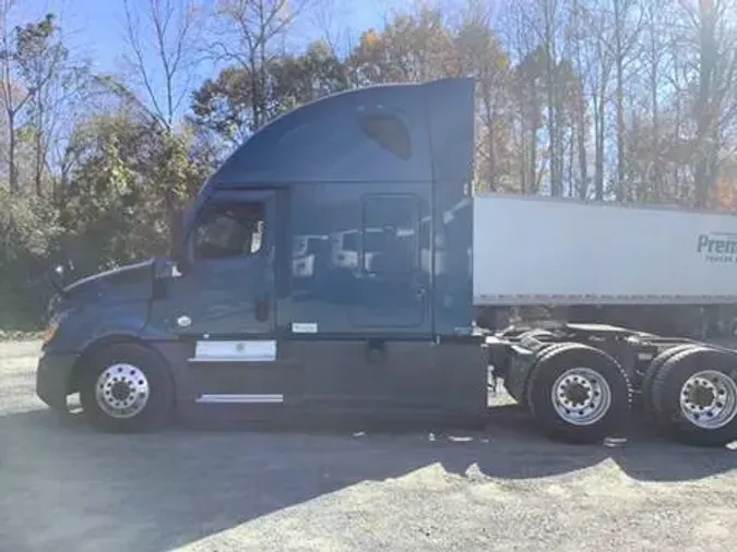 2021 Freightliner Cascadia