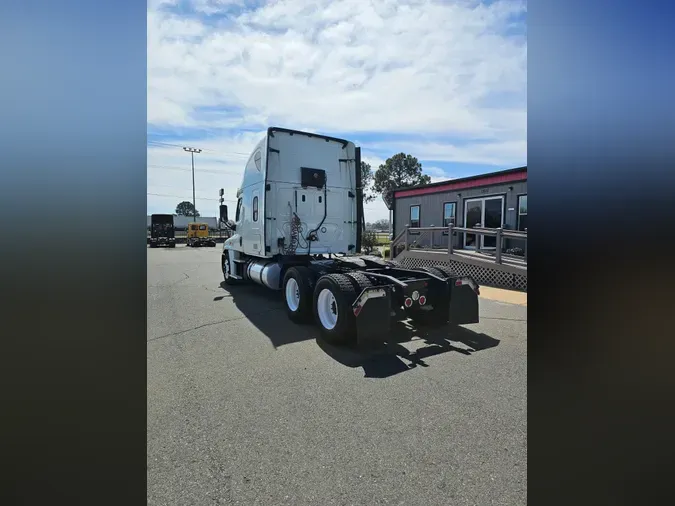 2019 FREIGHTLINER/MERCEDES CASCADIA 125