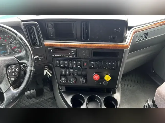 2020 INTERNATIONAL LT625