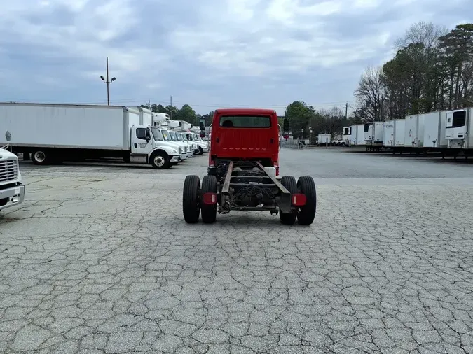 2019 FREIGHTLINER/MERCEDES M2 106
