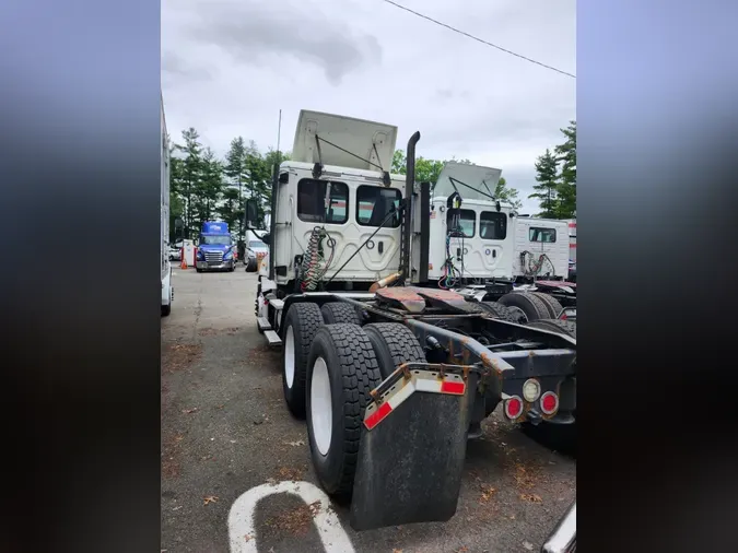 2018 FREIGHTLINER CASCADIA 125