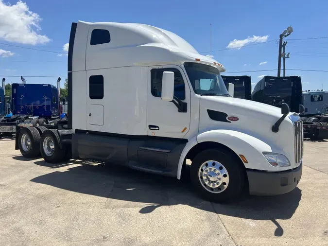 2021 Peterbilt 579