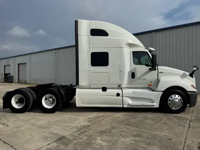 2020 International LT625