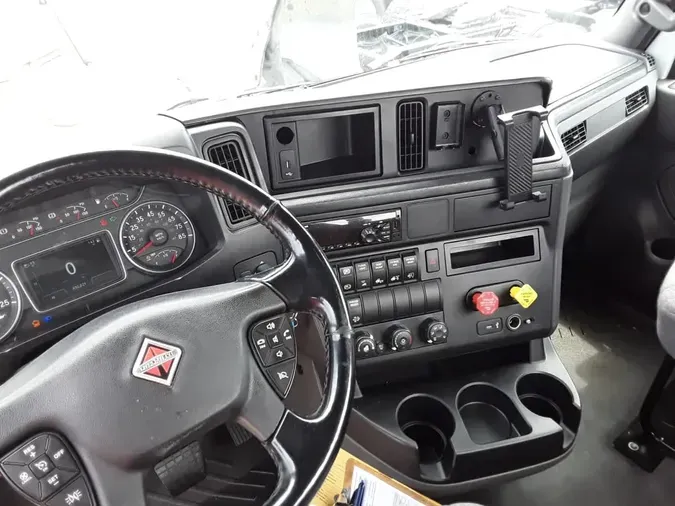 2020 NAVISTAR INTERNATIONAL RH613 DAYCAB S/A