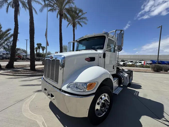 2018 Peterbilt 337