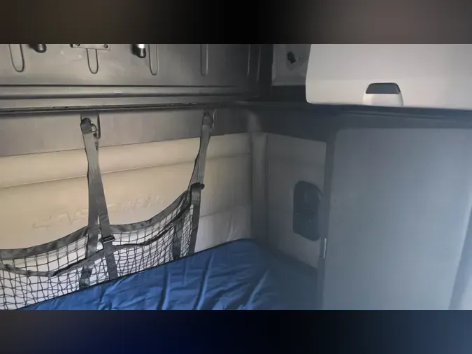 2022 Freightliner Cascadia 126