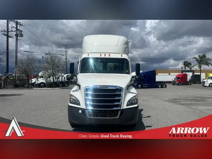 2021 FREIGHTLINER CA126