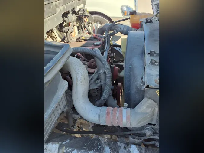 2020 NAVISTAR INTERNATIONAL MV607 (4X2)