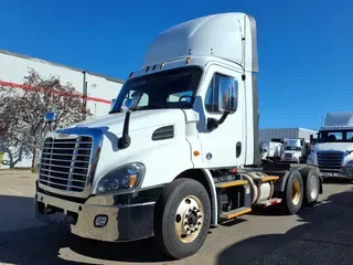 2017 FREIGHTLINER/MERCEDES CASCADIA 113