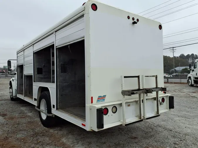 2016 FREIGHTLINER/MERCEDES M2 106