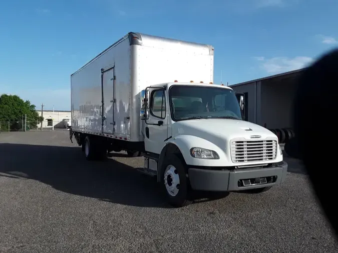 2018 FREIGHTLINER/MERCEDES M2 106