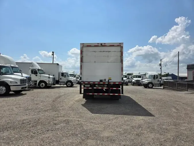 2019 FREIGHTLINER M2 106
